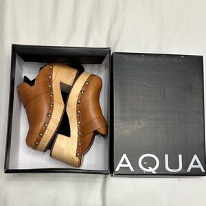 Aqua Tan Leather Clogs with Wooden Soles